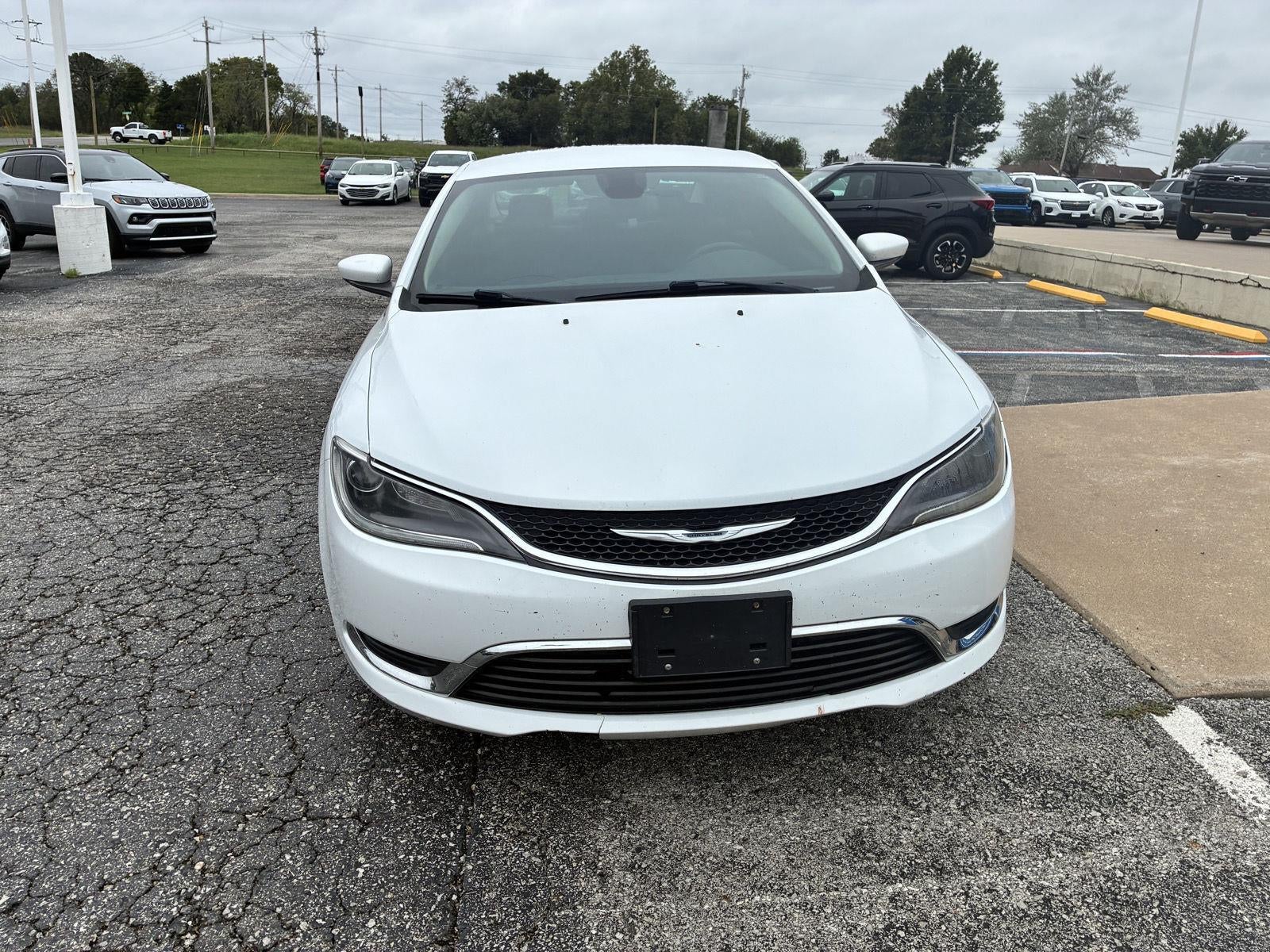 2016 Chrysler 200 Limited