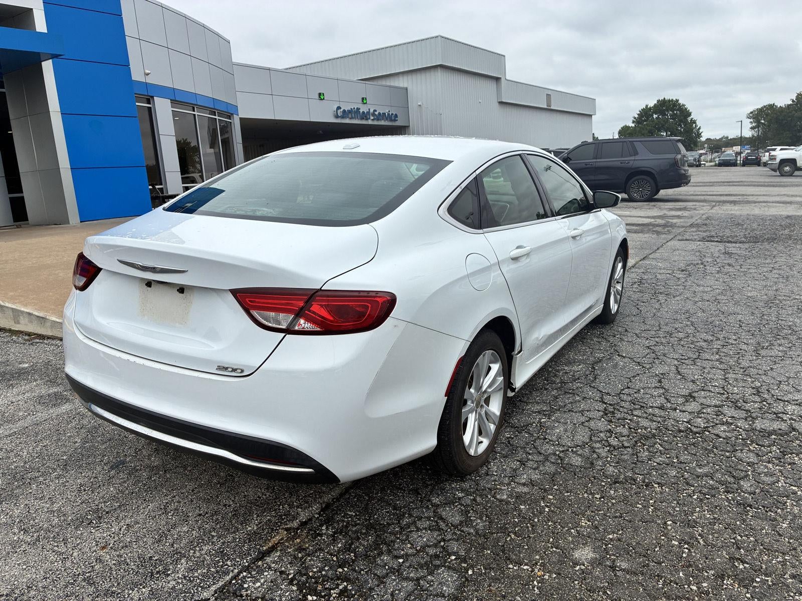 2016 Chrysler 200 Limited