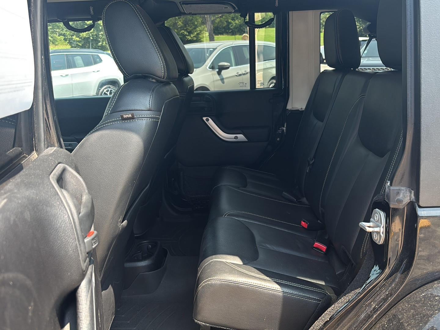 2015 Jeep Wrangler Unlimited Sahara