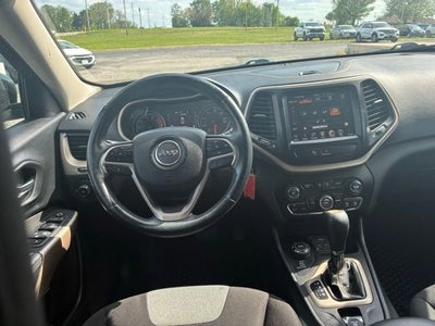 2018 Jeep Cherokee Latitude Tech Connect