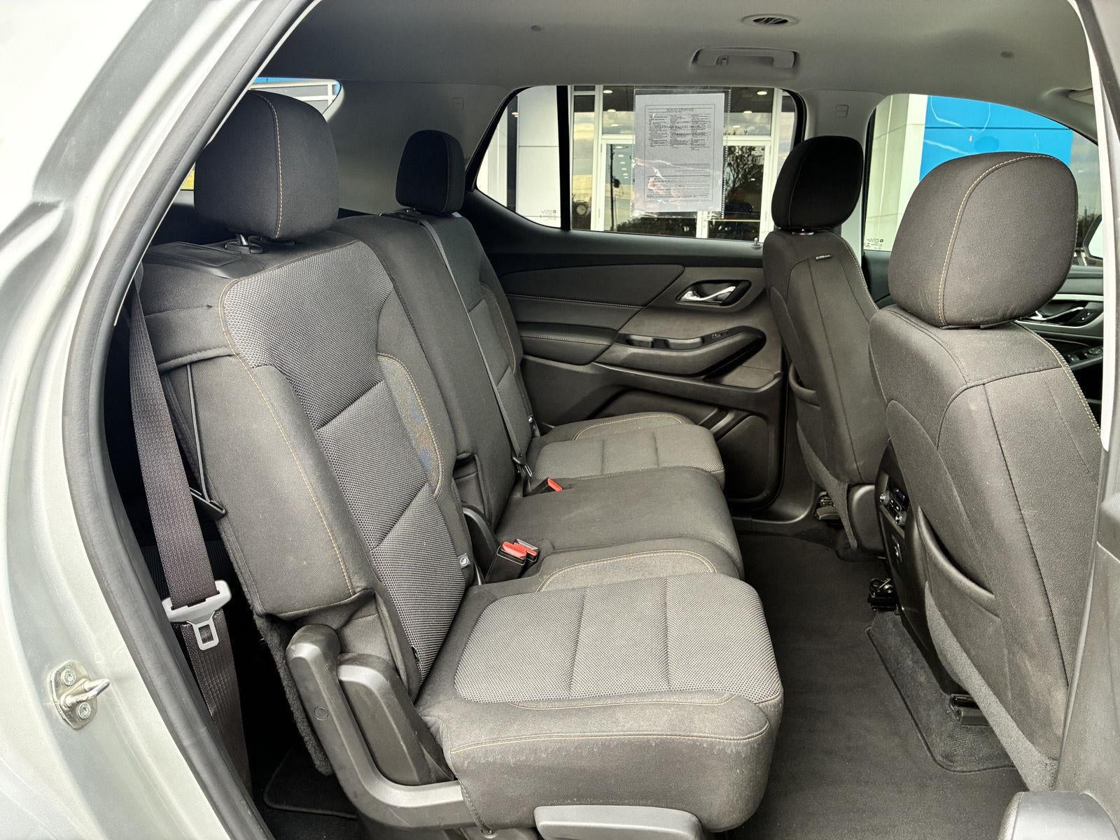 2021 Chevrolet Traverse LT Cloth