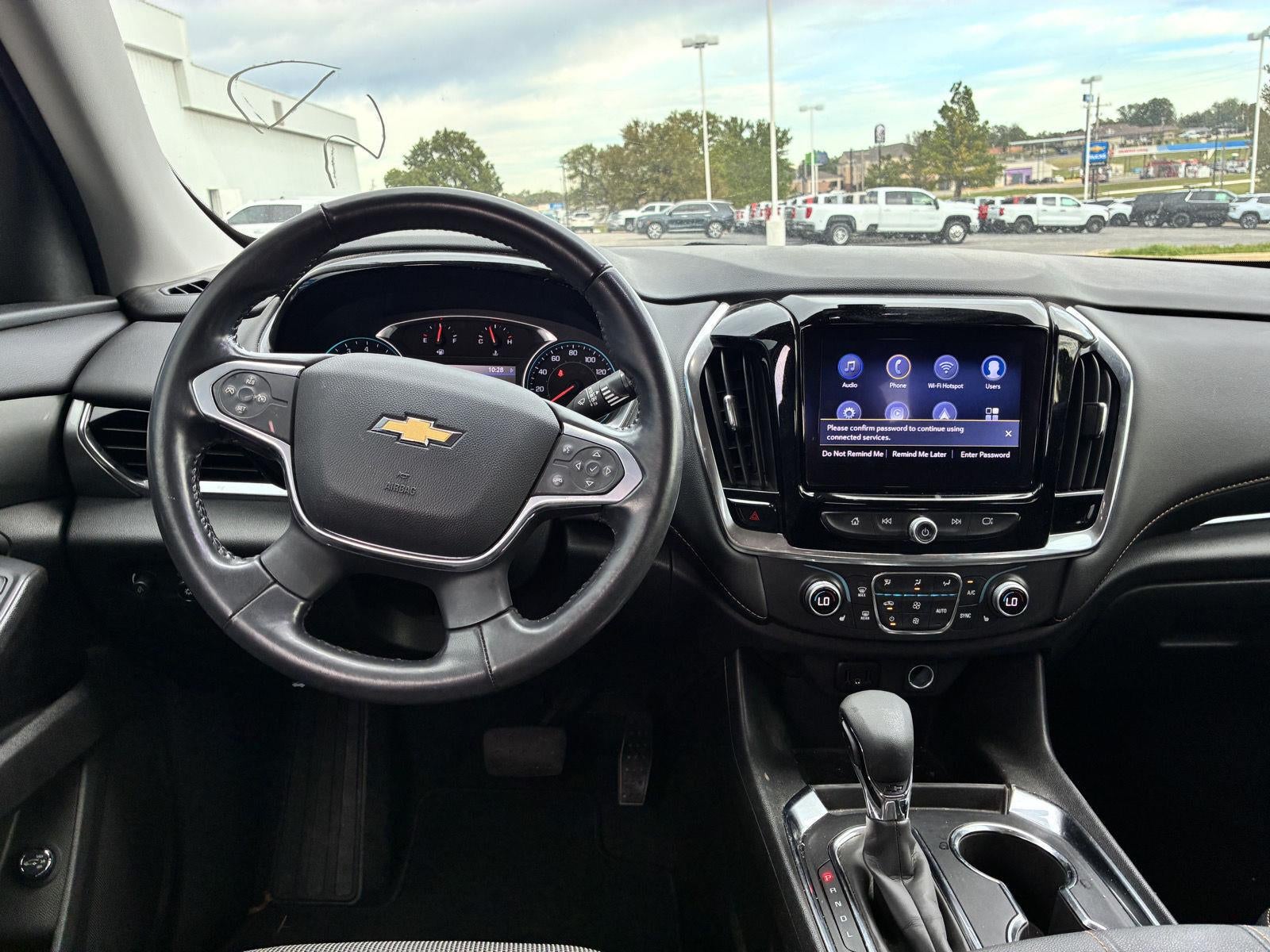 2021 Chevrolet Traverse LT Cloth