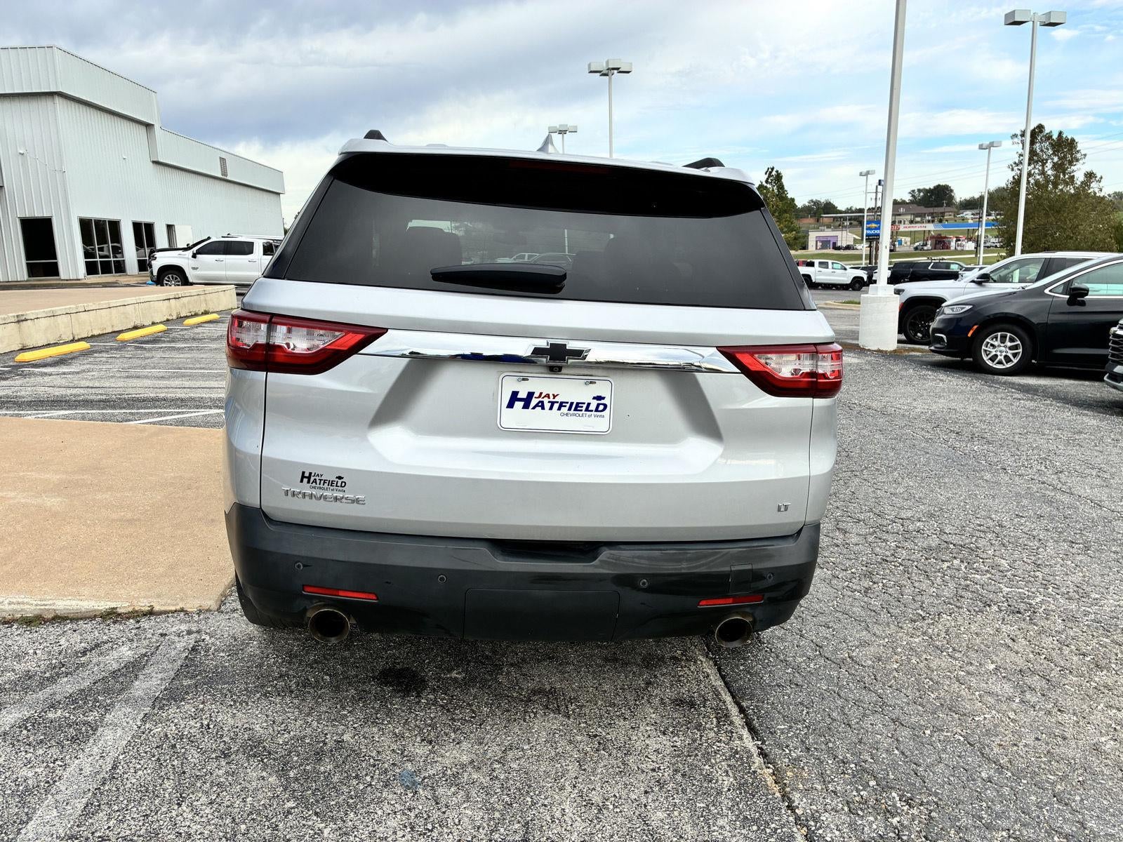 2021 Chevrolet Traverse LT Cloth