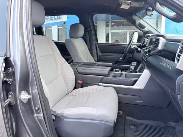 2025 Toyota Tundra 4WD SR
