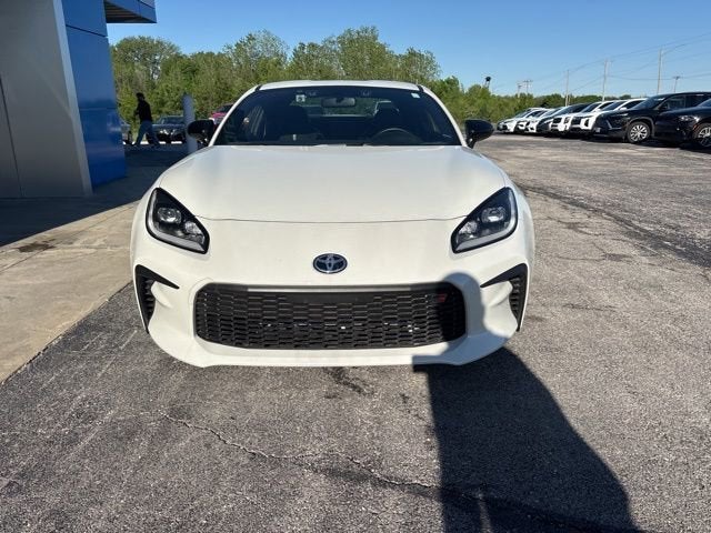 2025 Toyota GR86 Premium