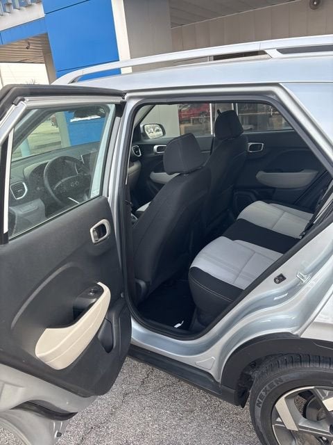 2023 Hyundai Venue SEL