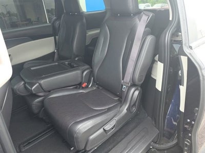 2024 Kia Carnival MPV LX Seat Package