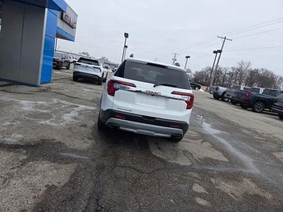 2023 GMC Acadia SLT