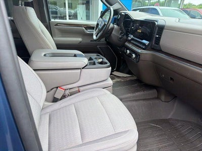 2024 GMC Sierra 1500 SLE