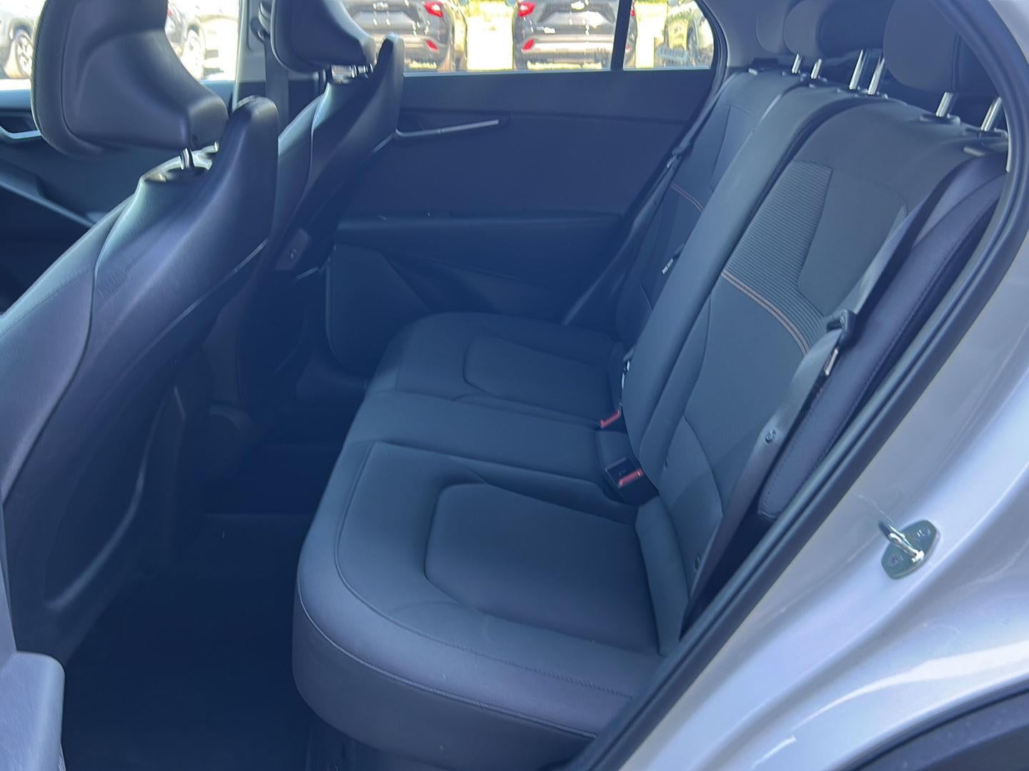 2025 Kia Niro LX