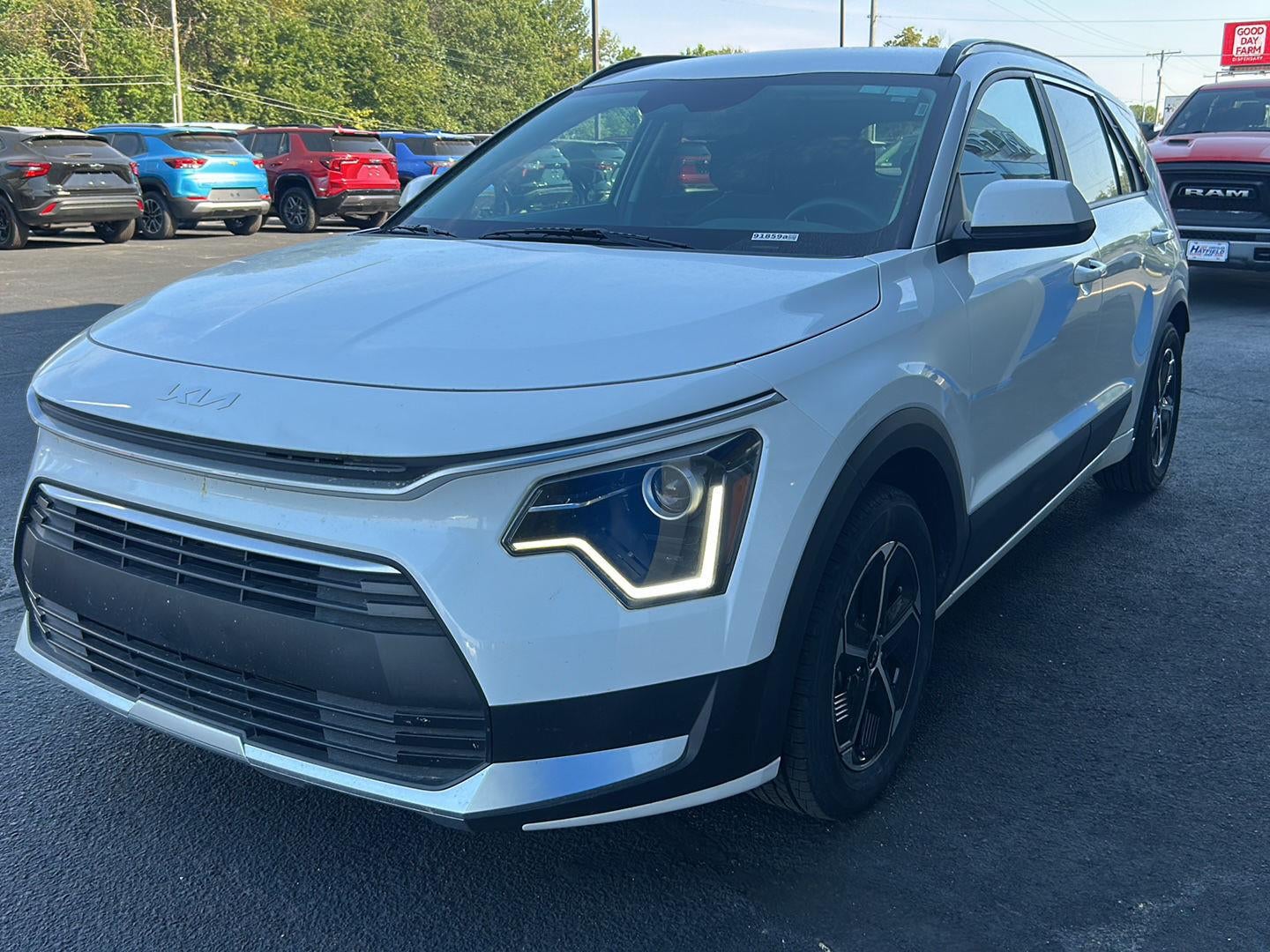 2025 Kia Niro LX