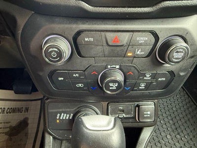 2022 Jeep Renegade Trailhawk
