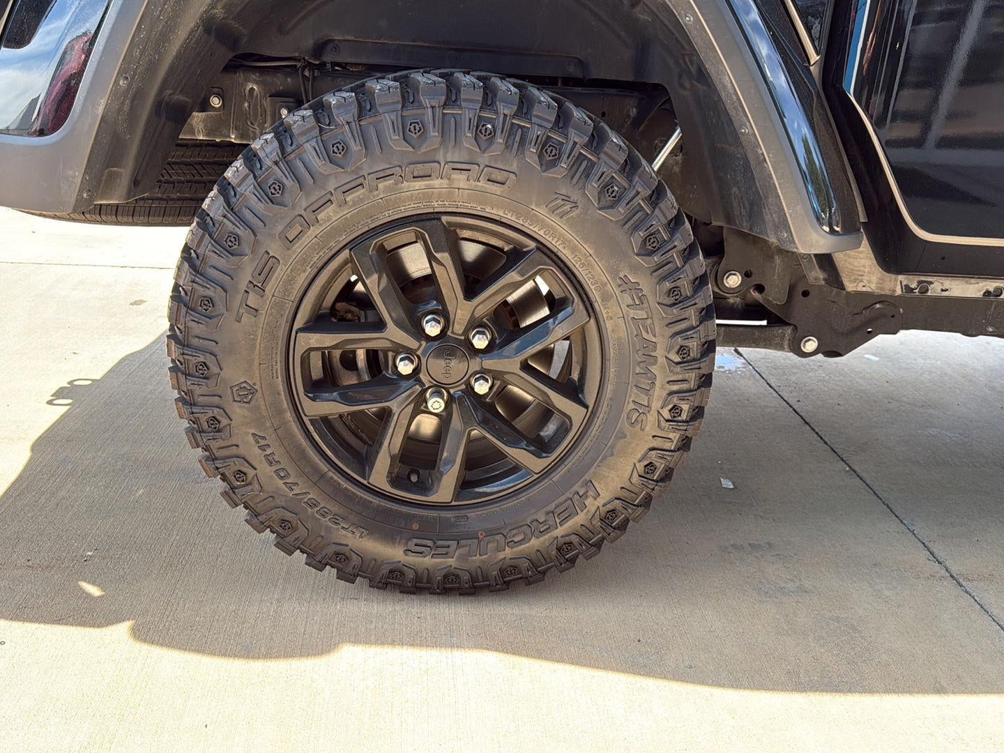 2022 Jeep Gladiator Sport S
