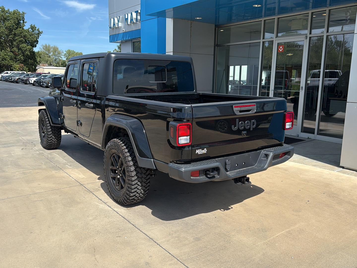 2022 Jeep Gladiator Sport S