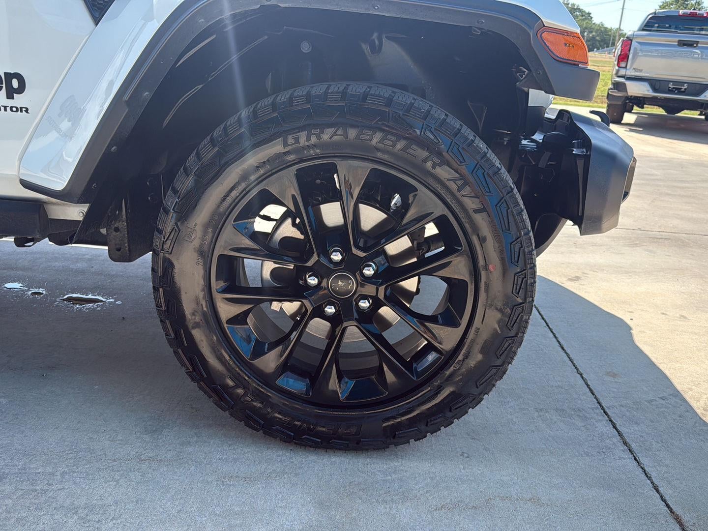 2025 Jeep Gladiator Nighthawk