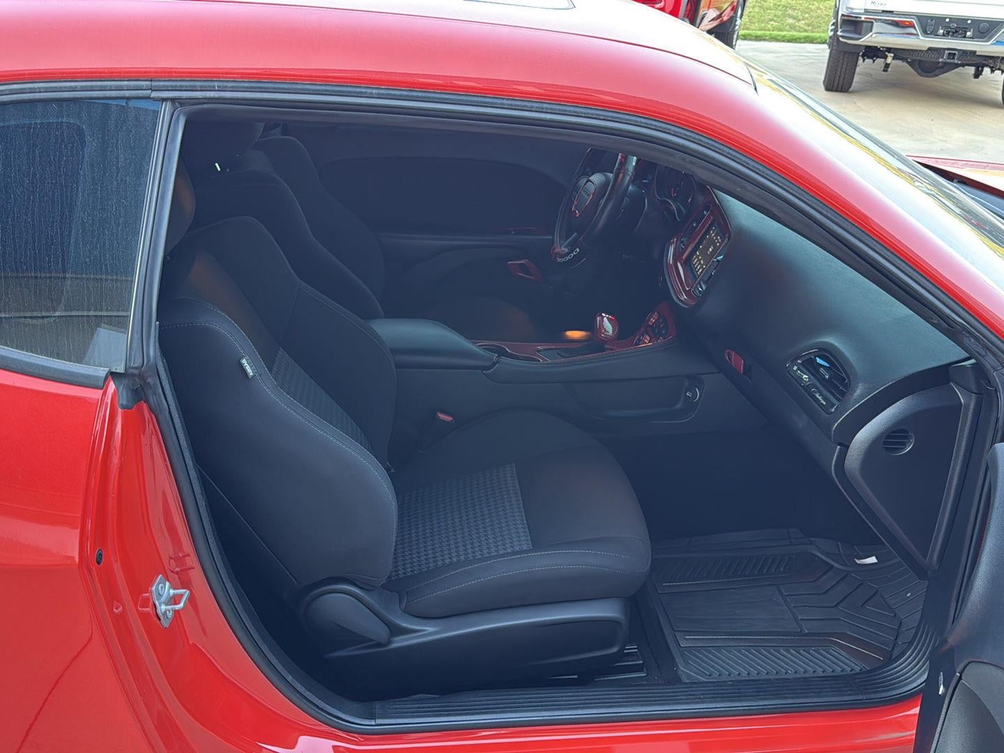 2023 Dodge CHALLENGER GT Base
