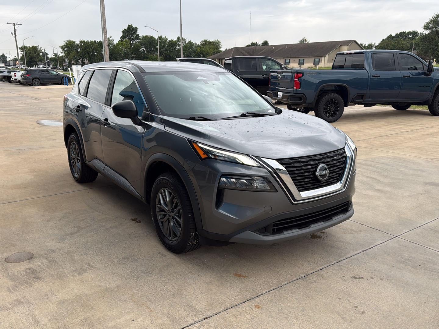 2023 Nissan Rogue S