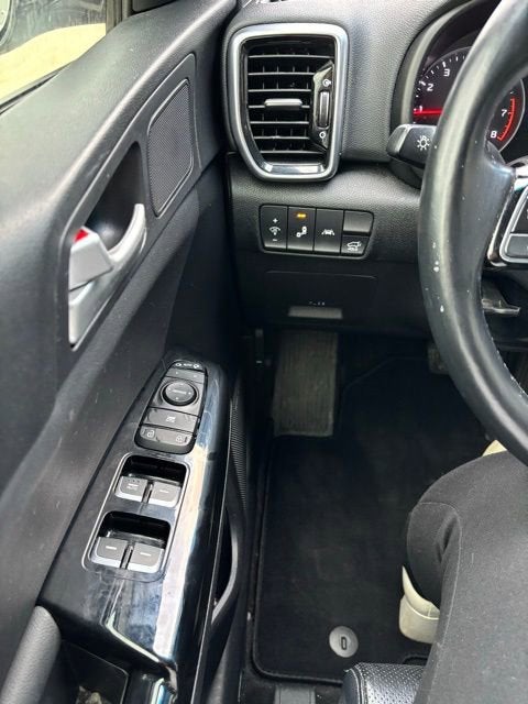 2020 Kia Sportage EX