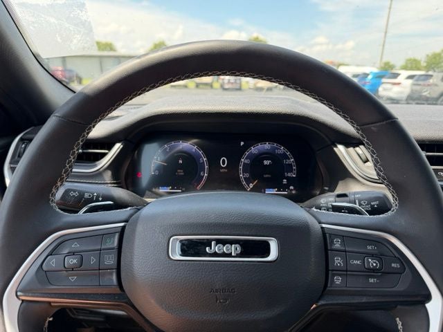 2023 Jeep Grand Cherokee L Altitude 4x4