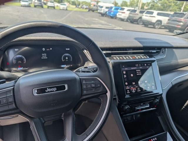 2024 Jeep Grand Cherokee L Laredo