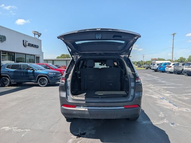 2024 Jeep Grand Cherokee L Laredo
