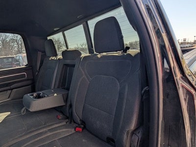 2022 RAM 1500 Big Horn Crew Cab 4x4 5'7' Box