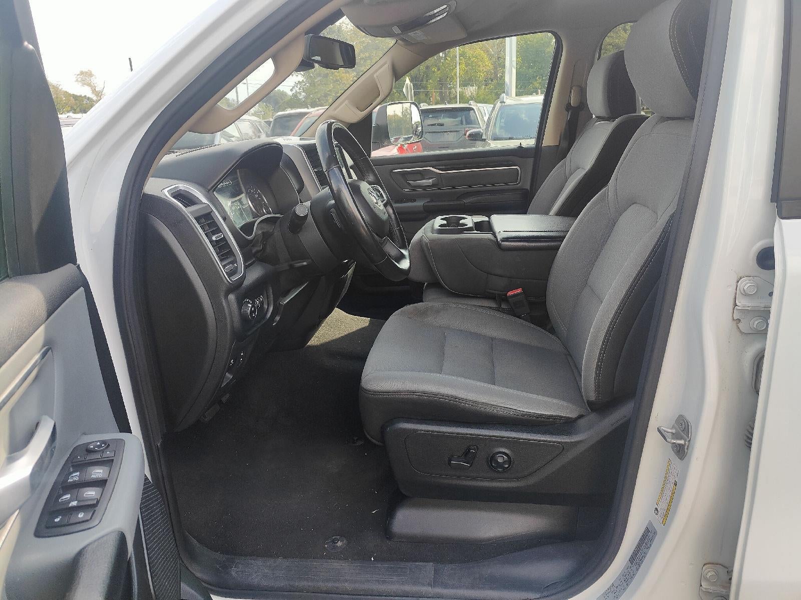 2019 RAM 1500 Big Horn/Lone Star Crew Cab 4x4 5'7' Box