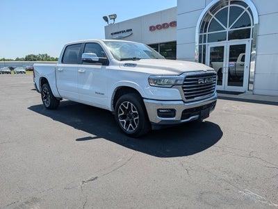 2025 RAM 1500 Laramie Crew Cab 4x4 5'7' Box