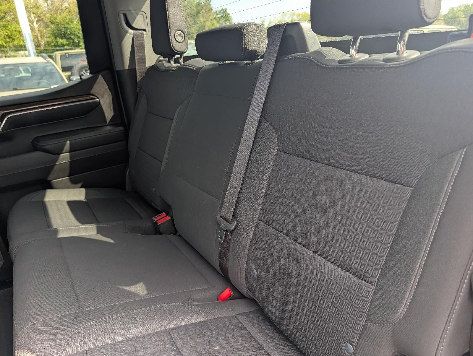 2023 Chevrolet Silverado 1500 4WD Crew Cab Standard Bed LT
