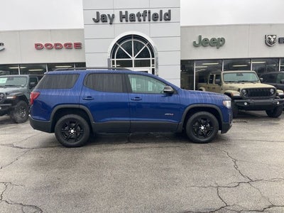 2023 GMC Acadia AWD AT4