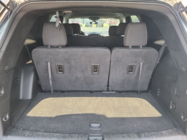 2023 Chevrolet Traverse FWD LT Cloth