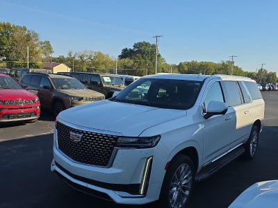 2023 Cadillac Escalade ESV 4WD Premium Luxury