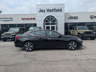 2022 Nissan Altima SV FWD