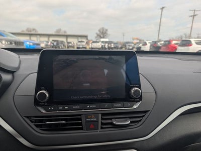 2022 Nissan Altima SV FWD