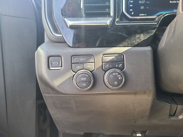 2023 Chevrolet Silverado 1500 4WD Crew Cab Standard Bed LT