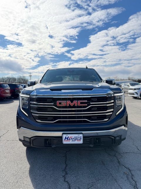 2023 GMC Sierra 1500 4WD Crew Cab Short Box SLT