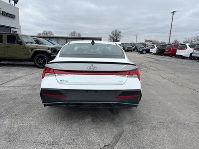 2025 Hyundai Elantra Hybrid SEL Sport