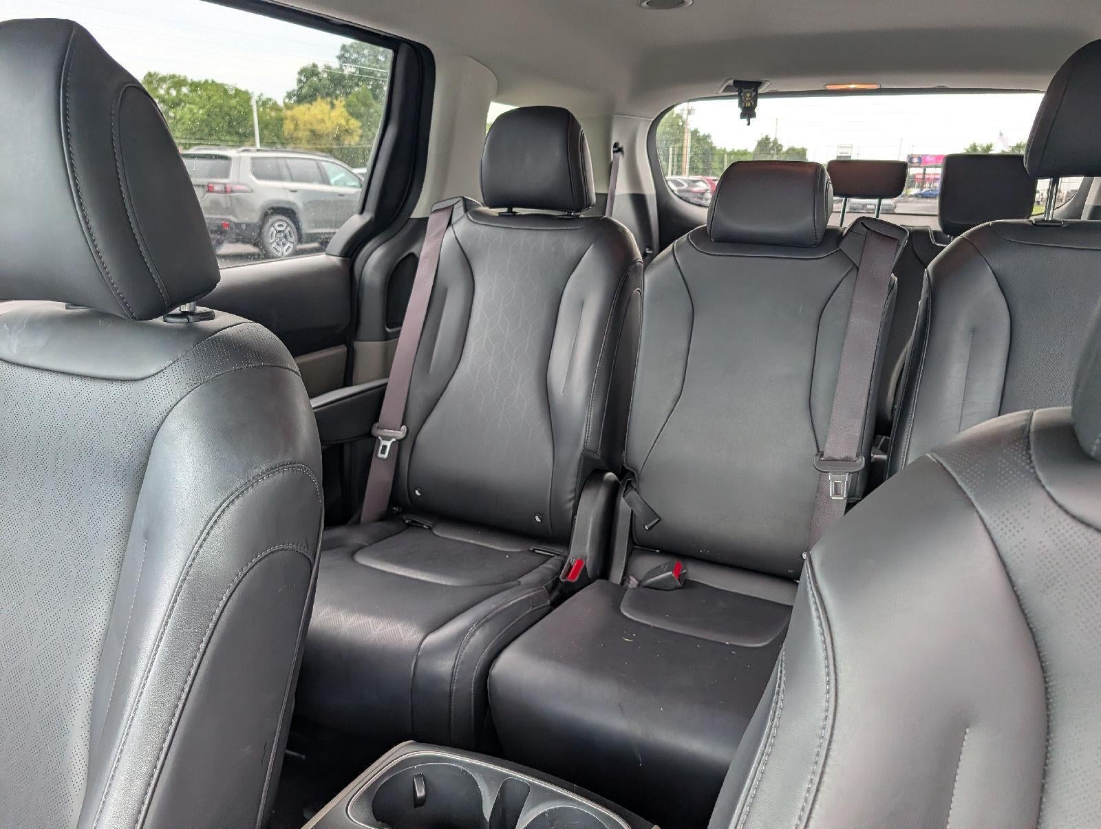 2025 Kia Carnival MPV LXS
