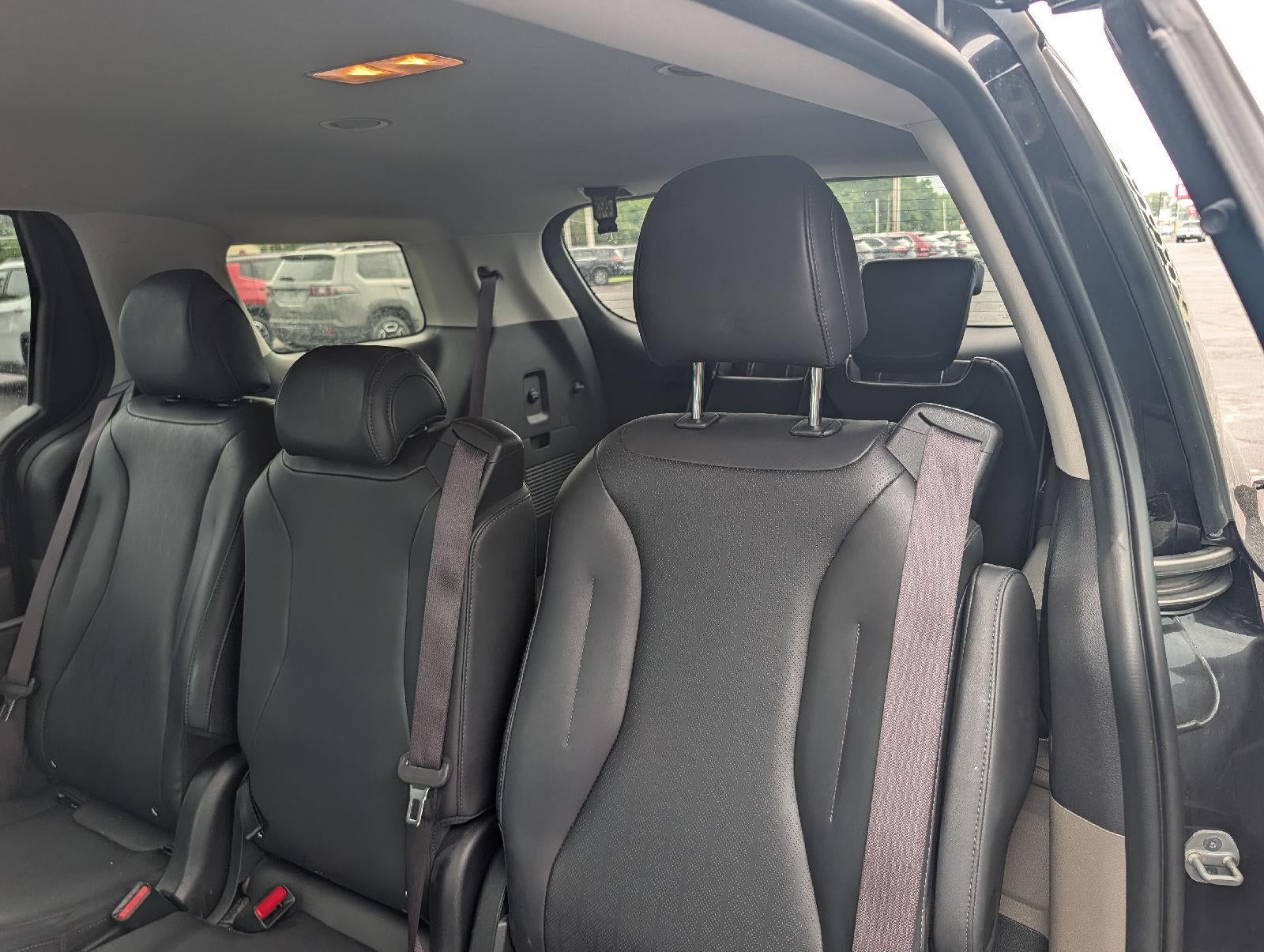 2025 Kia Carnival MPV LXS