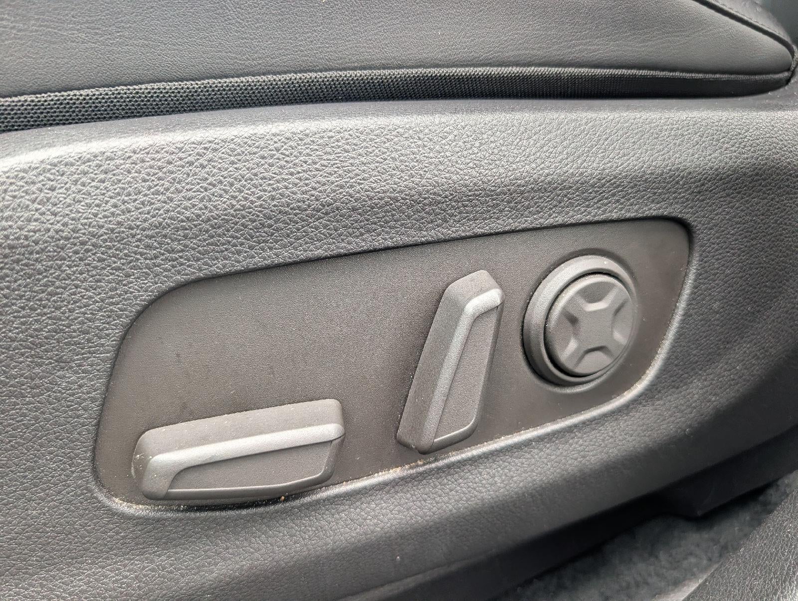 2025 Kia Carnival MPV LXS