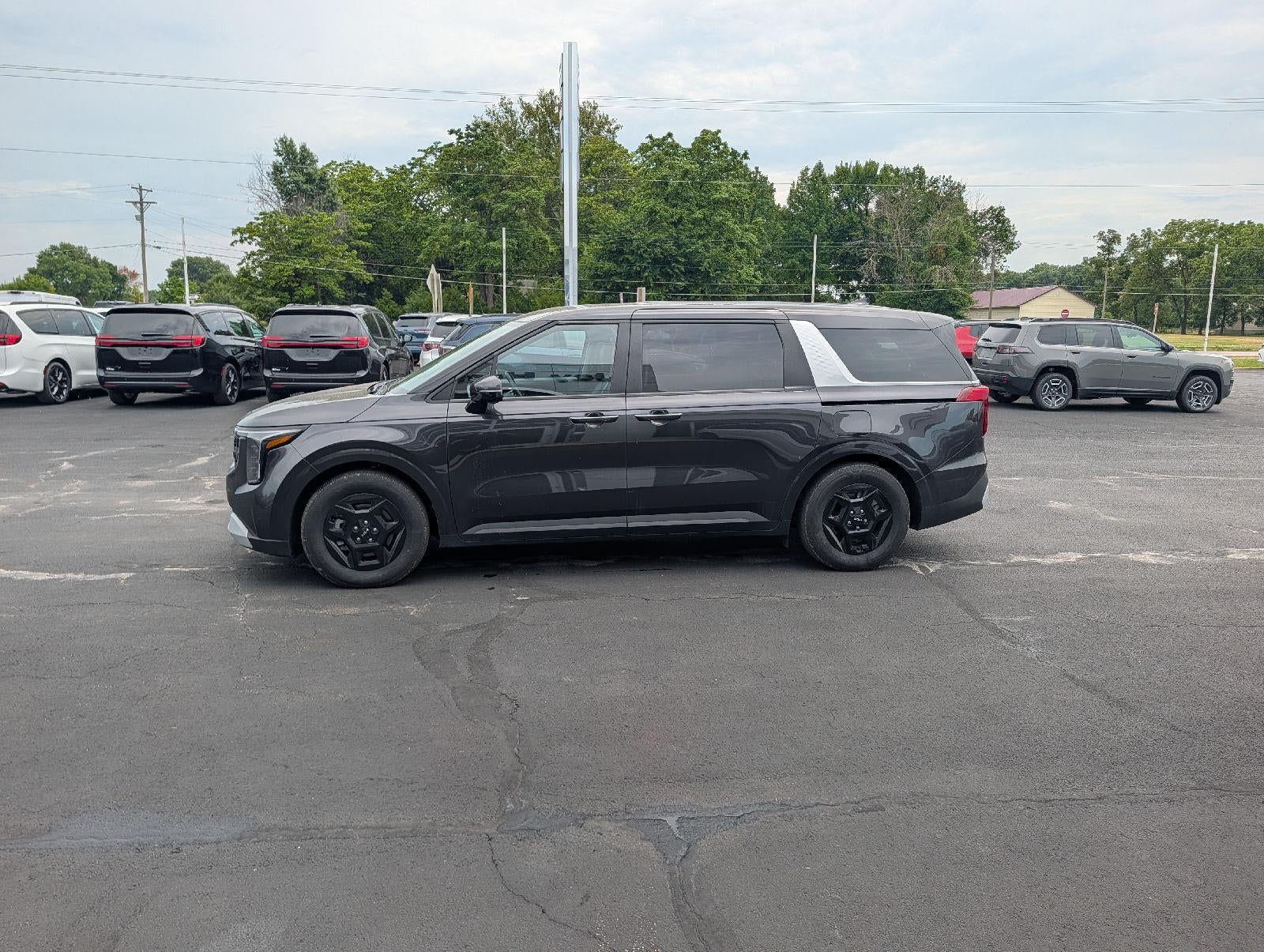 2025 Kia Carnival MPV LXS